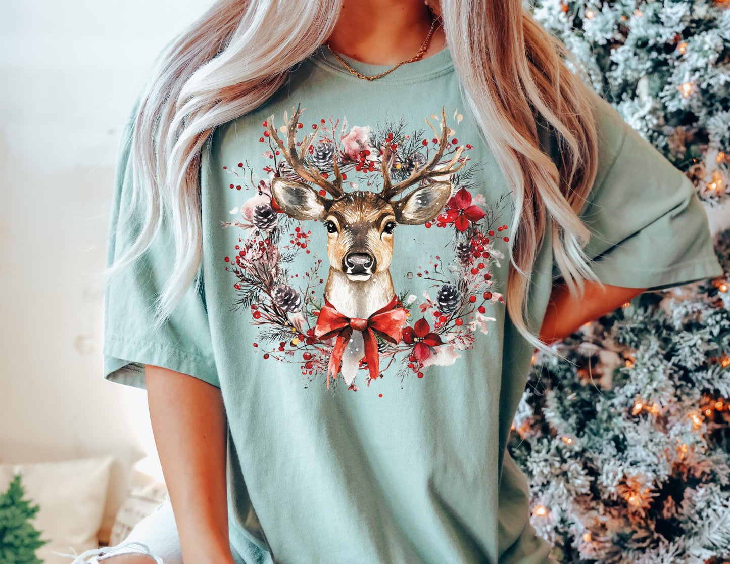 Comfort Colors Reindeer Wreath Christmas T-Shirt