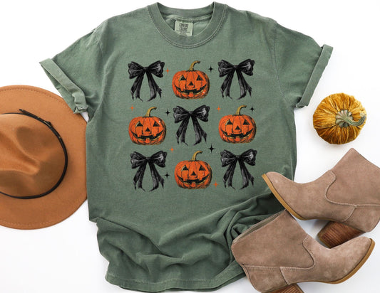 Comfort Colors Halloween Shirt: Jack o' Lantern & Bow Tee
